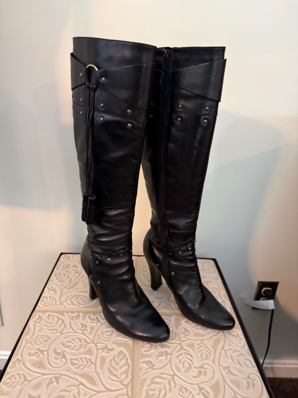 Aerosoles Black Leather Knee High Studded Boots With Tassel Detail Size 6 1/2 B